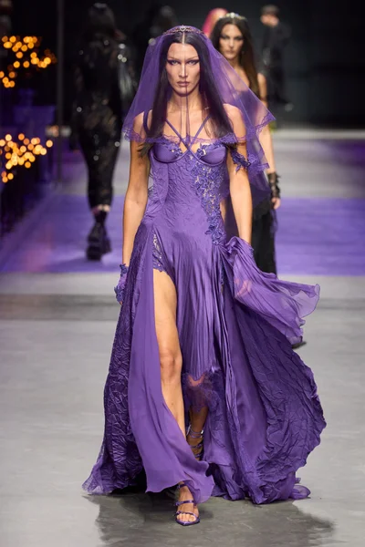Look 54